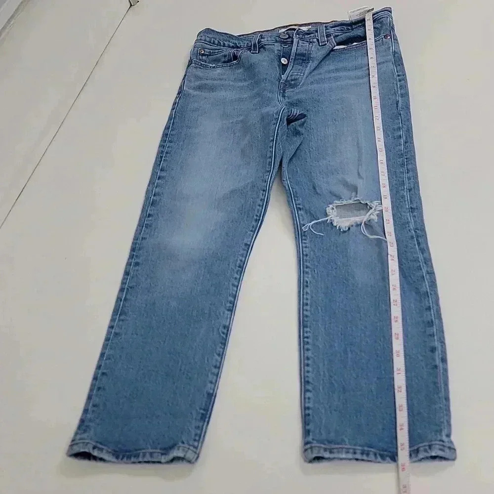 Levi's Wedgie Straight Jeans - Picture 2 of 12